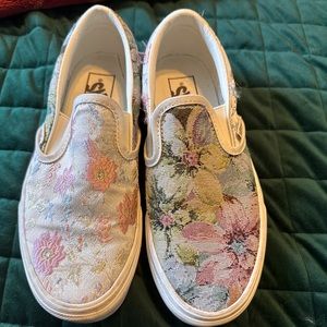 Mismatched vans floral shoes